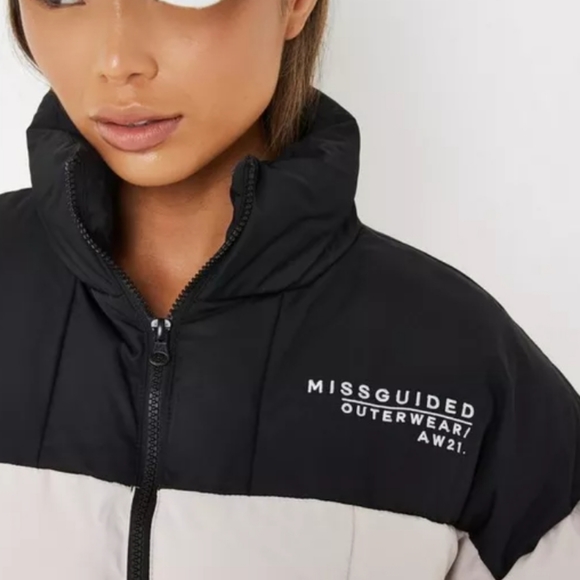 Women's coat - Picture 3 of 7